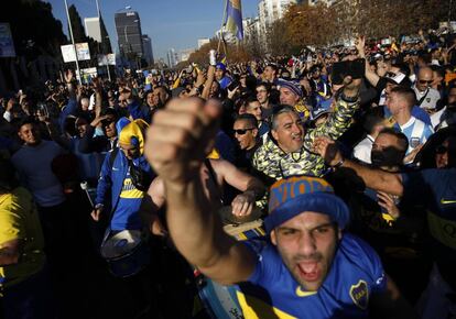 Aficionados de Boca Juniors este domingo, en Madrid.