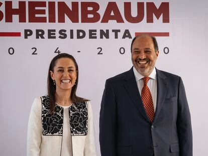 Claudia Sheinbaum junto a Lázaro Cárdenas Batel, nuevo Jefe de la Oficina de Presidencia.