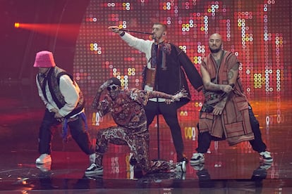 Los ucranios de Kalush Orchestra, en un momento de la gala de Eurovisión 2022 con la canción 'Stefania'.