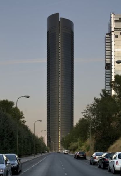 La torre Sacyr, adquirida por la socimi Merlin al comprar la inmobiliaria Testa