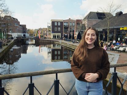 La astrónoma chilena, Teresa Paneque, en Leiden (Países Bajos).