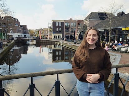 La astrónoma chilena, Teresa Paneque, en Leiden (Países Bajos).