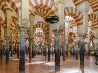 Interior de la Mezquita de Córdoba.