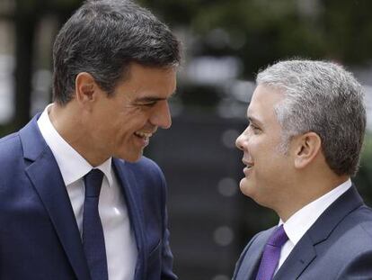 El presidente del Gobierno, Pedro Sánchez, junto a su homólogo colombiano, Iván Duque.