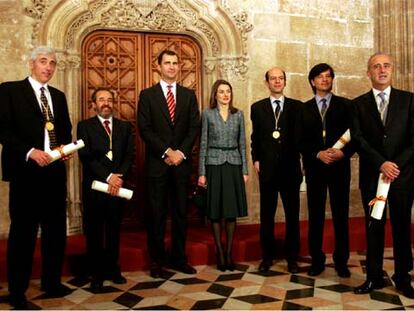 De izquierda a derecha, Álex Aguilar, Luis Navarro, los Príncipes de Asturias, Jordi Gali Garreta, Carlos López Otín y Antonio Pellicer.