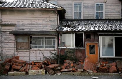 Una casa dañada por el tsunami en una zona de evacuación cerca de la central nuclear de Fukushima Daiichi, en Japón.