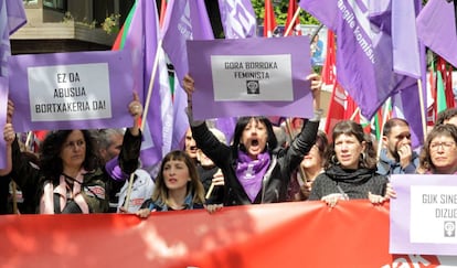 Manifestación por el Primero de Mayo por las calles de Bilbao.