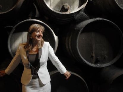 Pilar S&aacute;nchez en una bodega jerezana.