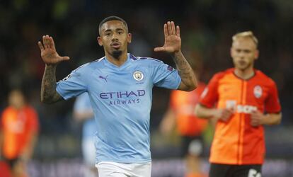 Gabriel Jesus celebra el tercer gol.