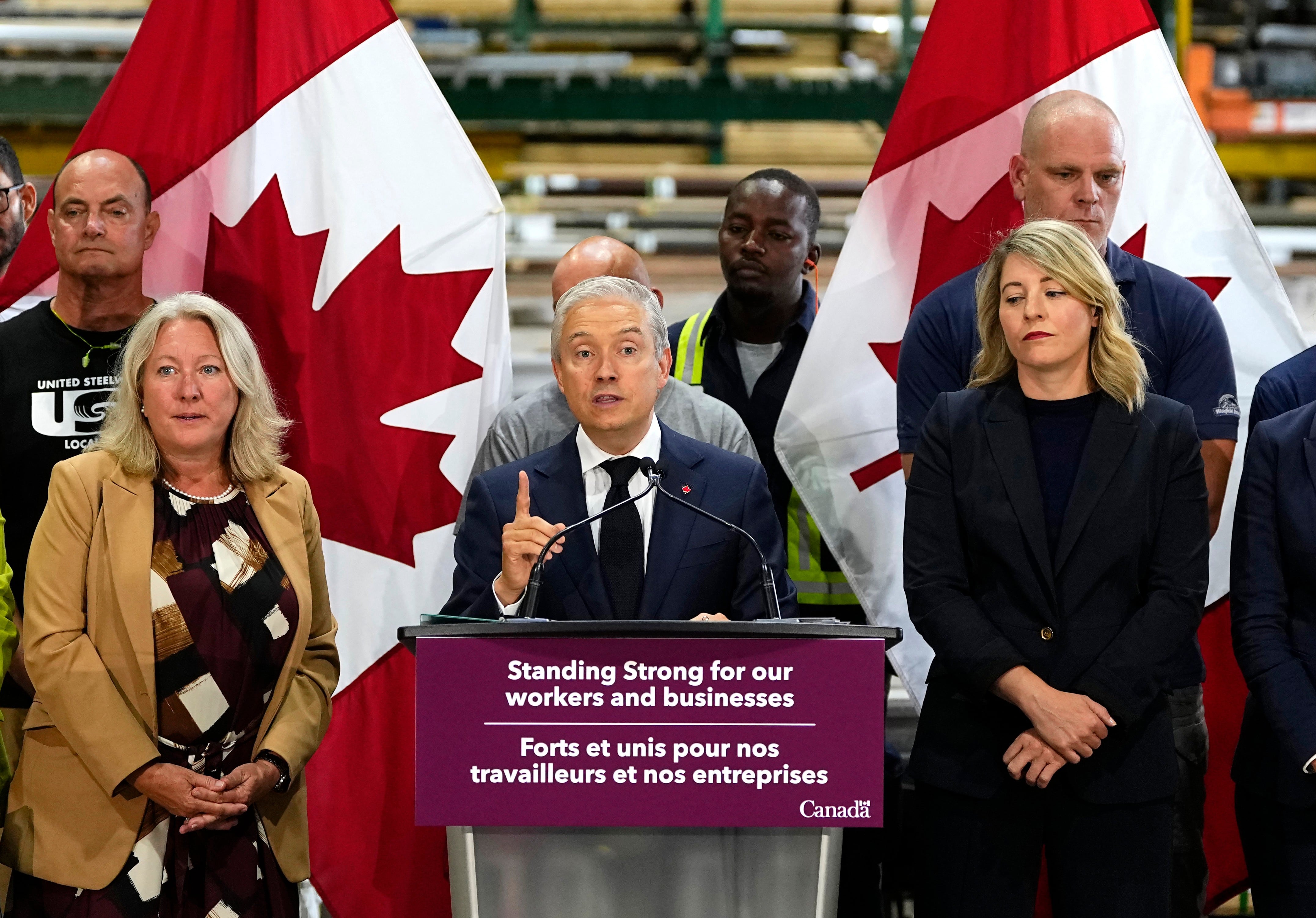 Canadá impone nuevos aranceles de entre el 15% y el 50% a Estados Unidos como represalia a los de Trump