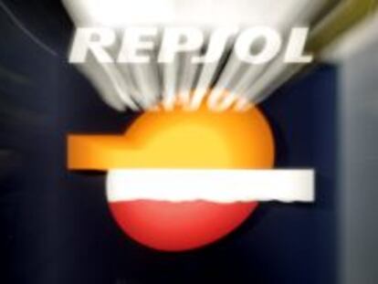 Logotipo de la petrolera espa&ntilde;ola Repsol. 