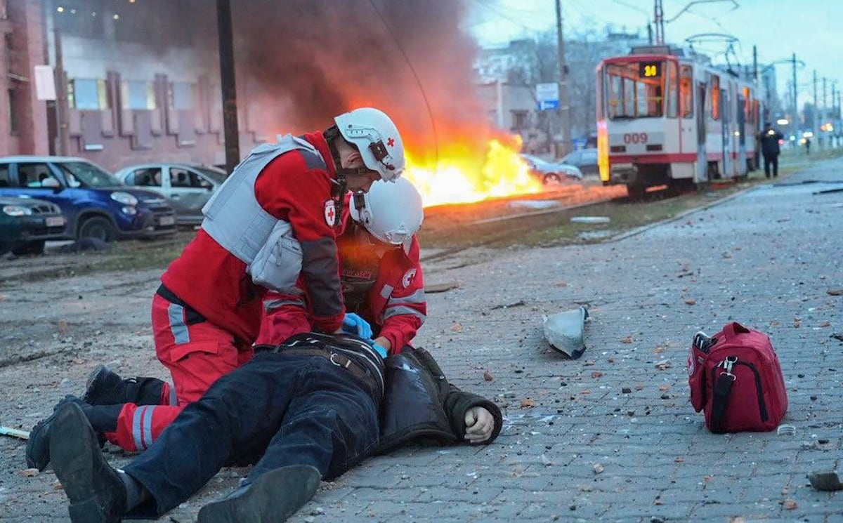 At least 13 dead in Zaporizhia in one of the worst Russian attacks against civilians in recent months