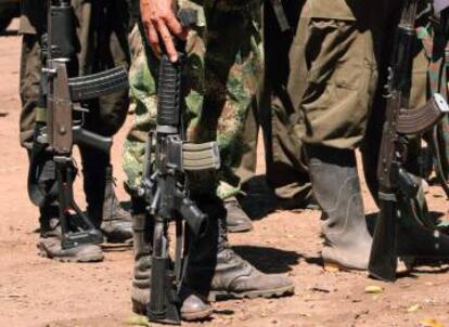 Guerrilleros de las FARC en la zona de transición de La Guajira, en el norte de Colombia.
