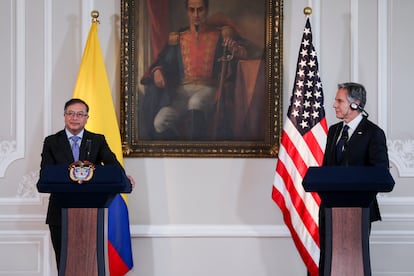 El presidente de Colombia, Gustavo Petro y El Secretario de Estado de los Estados Unidos, Antony Blinken, en Bogotá, el 3 de octubre de 2022.