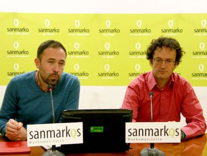 A la izquierda, Denis Itxaso, presidente de la Mancomunidad de San Marcos.