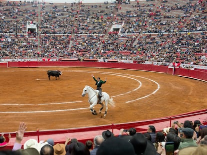 Una corrida de toros en la Plaza México, el 3 de noviembre de 2019, en Ciudad de México.