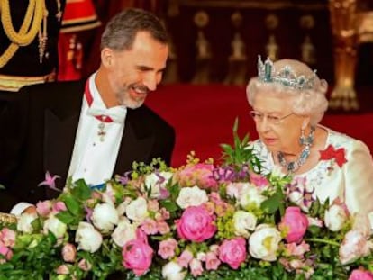 British monarch describes friendship as “dynamic and modern” during speech at state banquet in honor of Spanish king