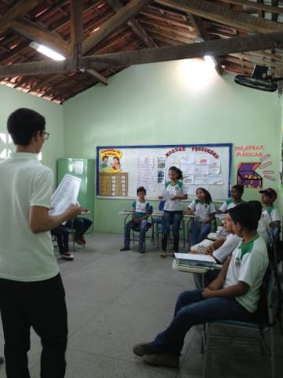 Sala de aula da Nobilino Alves de Araújo.