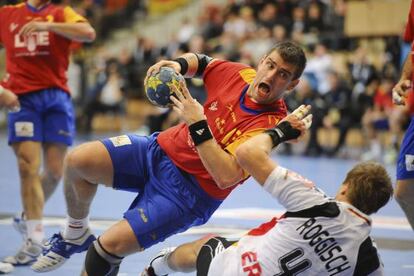 Julen Aginagalde en el Mundial de 2011 ante Alemania.