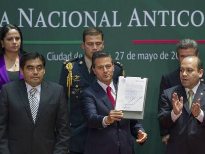 Peña Nieto durante la promulgación de las leyes anticorrupción.