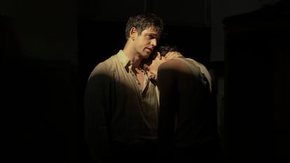 Miguel Bernardeau y Guitarricadelafuente, en 'La bola negra'.