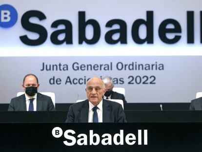 Cajamar y Sabadell aprovechan el apetito de los inversores y venden 1.250 millones en bonos