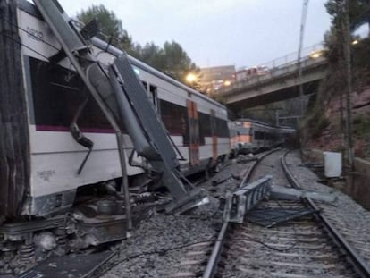 Descarrilament d'un tren de Rodalies a Vacarisses.