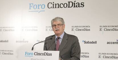 Alfonso Dastis, ayer en el Foro Cinco Días.
