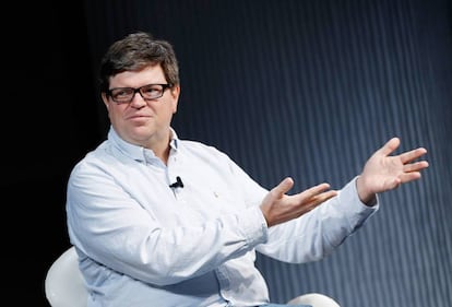 Yann Lecun es profesor en la Universidad de Nueva York y director de investigación en inteligencia artificial en Facebook. En 2018 recibió el premio Turing.