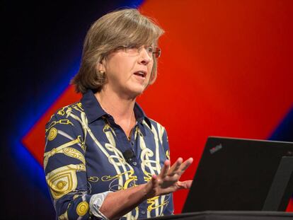 Mary Meeker durante la presentación de su informe en la conferencia Code.