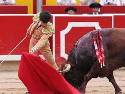 L&oacute;pez Sim&oacute;n, hoy en la plaza de toros de Pamplona.