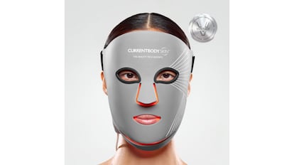 Prueba varias máscaras led faciales y elijo la ganadora.