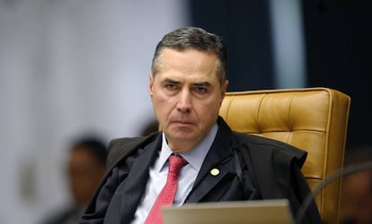 Ministro Roberto Barroso na sess&atilde;o plen&aacute;ria de 1&ordm; de fevereiro de 2018.