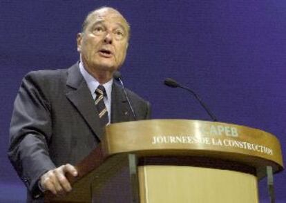 El presidente francés, Jacques Chirac, en un congreso de empresarios de la construcción ayer en París.