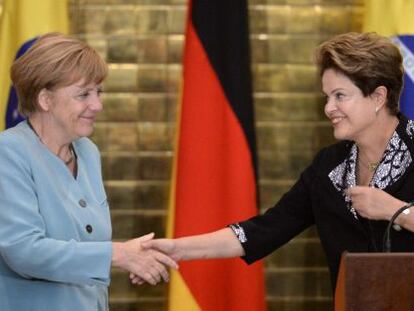 Angela Merkel e Dilma Rousseff durante encontro neste domingo.