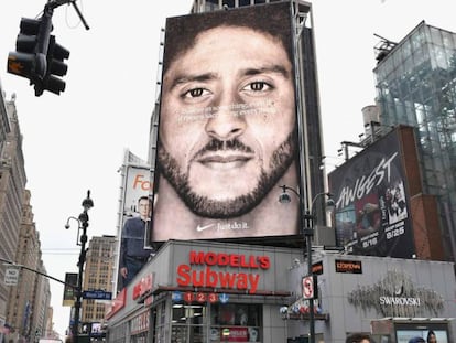 Painel publicitário de Manhattan com o anúncio de Kaepernick para a Nike