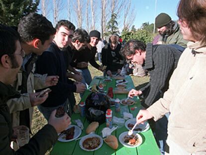 Barbacoa en la Complutense