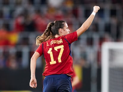 Laia Codina, futbolista de la selección española, durante un partido jugado en Pamplona en octubre de 2022.