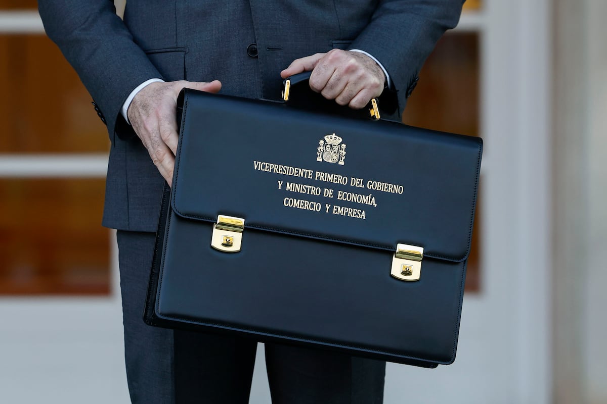 El Gobierno oficializa su reorganización en el BOE