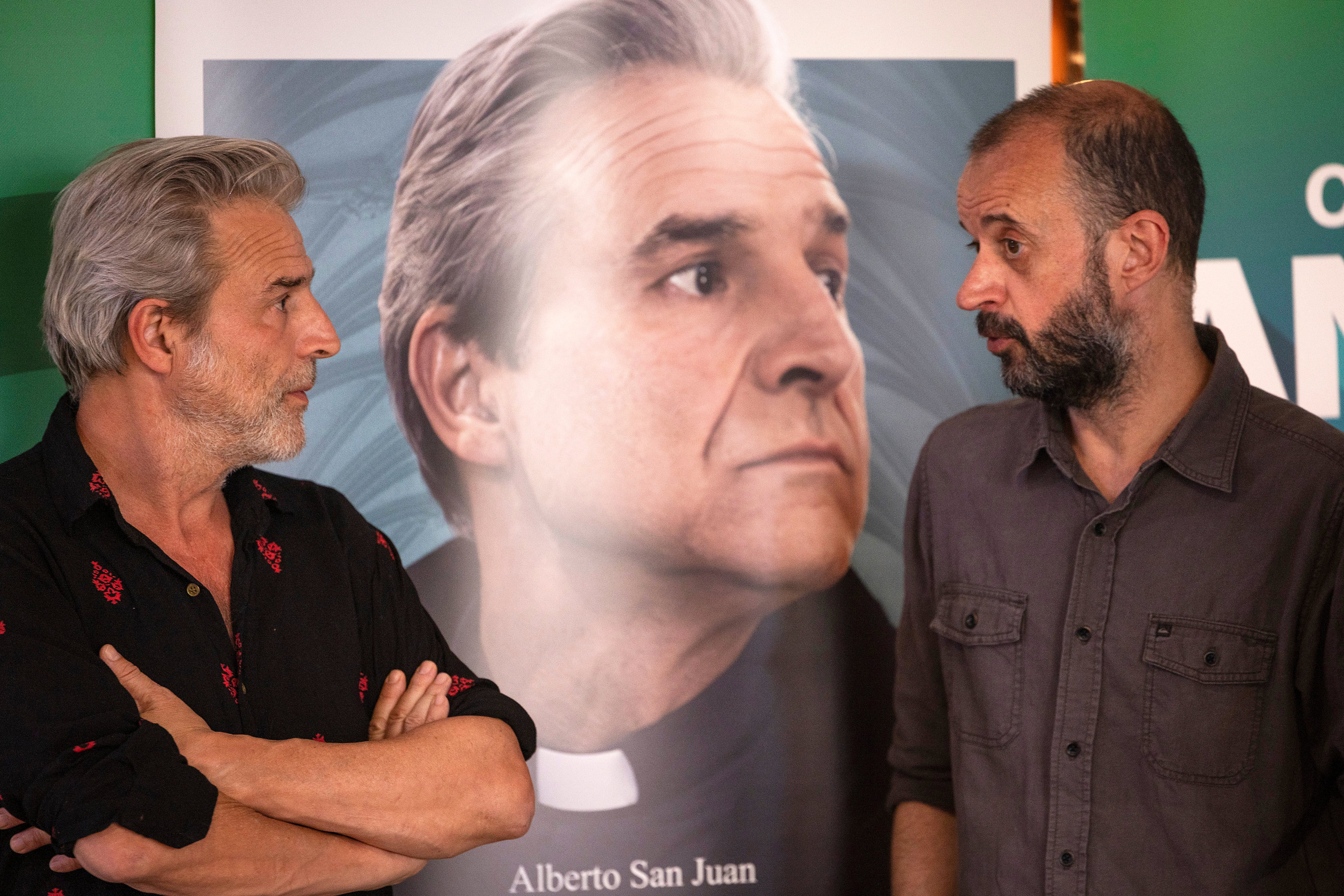 Alberto San Juan (izquierda) y el director de cine Fernando Franco.