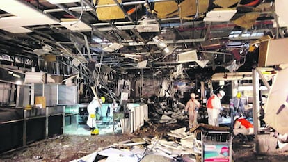 El hall de facturación del aeropuerto de Zaventem, el 23 de marzo, un día después de los ataques.