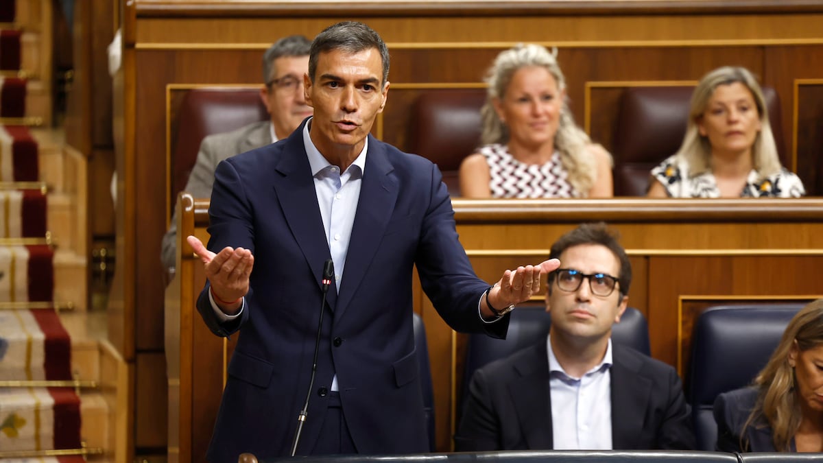 Feijóo a Sánchez: «Usted le tiene miedo a la democracia»