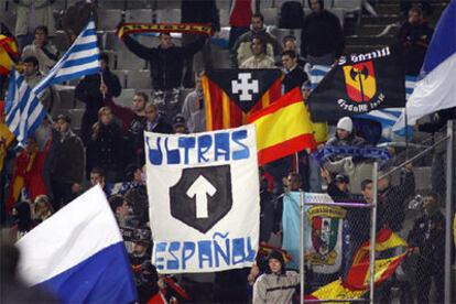 Zona donde se sitúan los hinchas radicales, durante el <i>derby.</i>