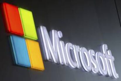 Microsoft mantuvo una estrecha colaboración con las agencias de inteligencia estadounidenses para facilitar la interceptación de mensajes privados de sus usuarios, según documentos de la Agencia de Seguridad Nacional de EEUU (NSA) desvelados hoy por el diario británico "The Guardian". EFE/Archivo