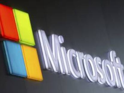 Microsoft mantuvo una estrecha colaboración con las agencias de inteligencia estadounidenses para facilitar la interceptación de mensajes privados de sus usuarios, según documentos de la Agencia de Seguridad Nacional de EEUU (NSA) desvelados hoy por el diario británico "The Guardian". EFE/Archivo