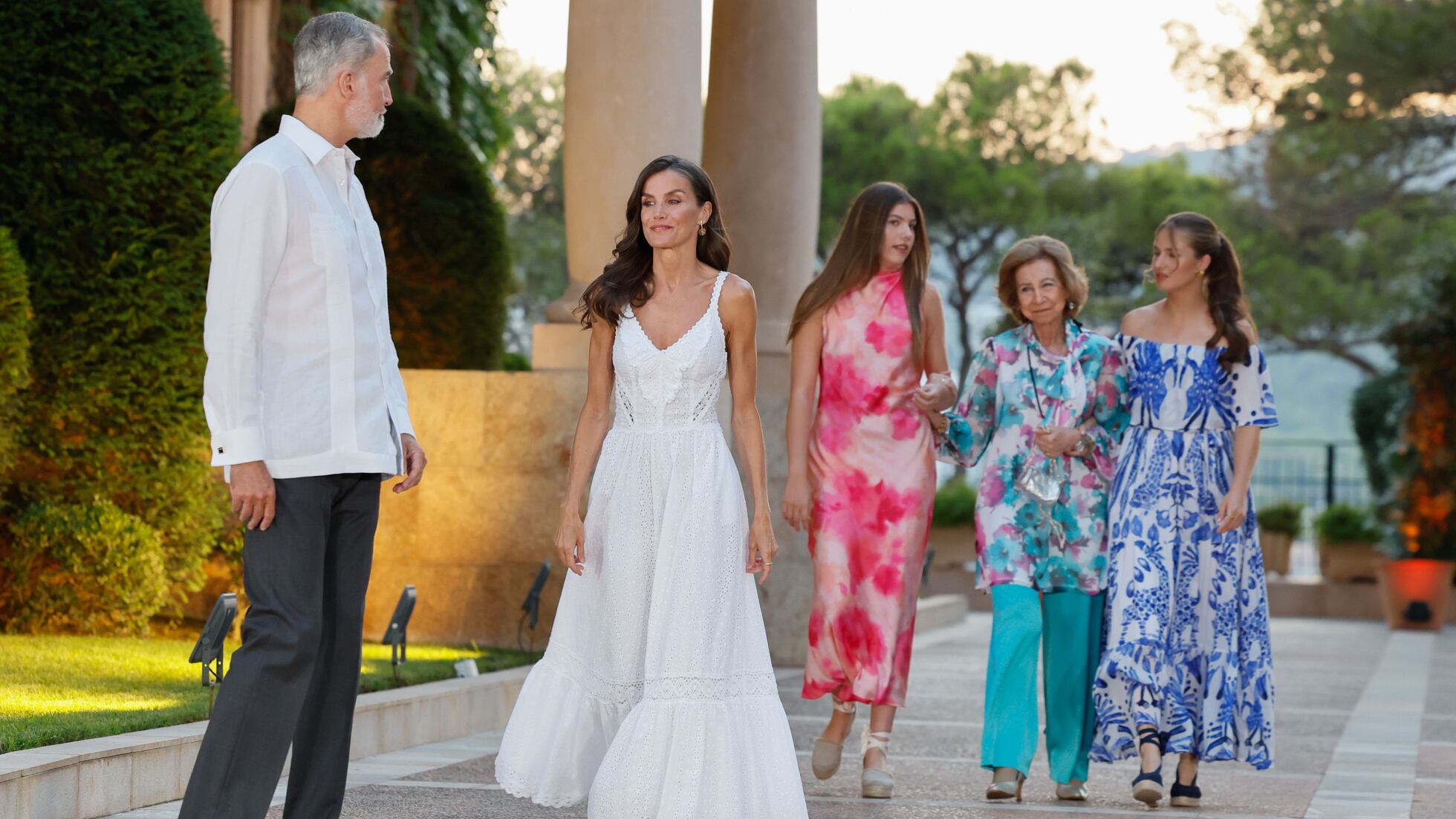 La princesa Leonor y la infanta Sofía debutan como anfitrionas en