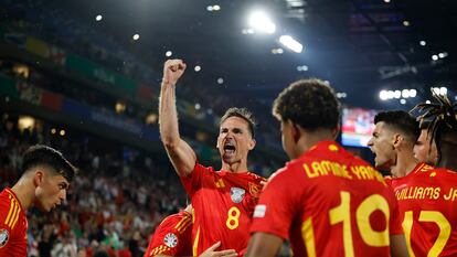 Fabián Ruiz celebra su gol ante Georgia en los octavos de final de la Eurocopa.