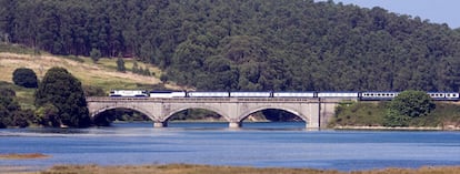 Vista del tren Transcantábrico Gran Lujo