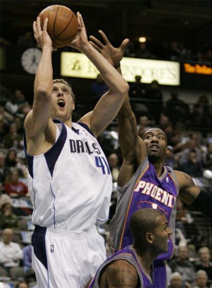 Dirk Nowitzki, ante Bell y Stoudamire