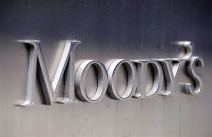 Moody's ainda mantém o grau de investimento do Brasil.